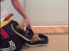 Twink Handjob Amateur Video - Sehr Geil