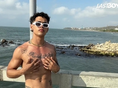 Hand job - Chris Heira aka Andres Santos