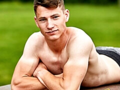 Solo porn scene with amateur Jack jacking off