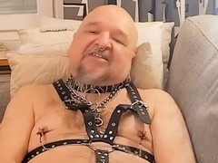 Queer Kotilainen is working that big gay cock