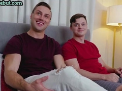 Sucking Muscled Debut Stud Fucks Bottom Asshole After Bj