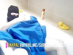 i enjoy and cum in my bath with my Napapij
