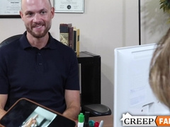 Ryan Kneeds made out just right after he knew that his brother in law is bisexual