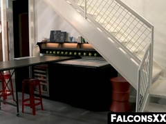 FalconsXXX.com - Handsome homosexual delivers a deepthroat and raw anal slamming