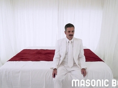 Apprentice Oliver James Delectations Parent