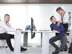 Strong anal threesome with bi-sexual lovers in love with cock