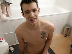 Thirsty Czech dude getting his butthole banged in the bathroom