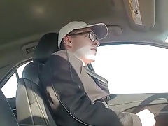 A guy can multitask: driving and jerking