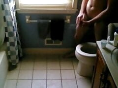 Men masturb in WC arab Men and peeing