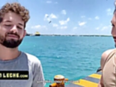 Amateurs Latinos Rob Silva & Ken nearly Got Caught