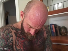 Take me and break me!