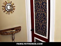 Брат, Брюнетки, Семяизвержение, Сперма на лице, Группа, Бритые, Дразнящие, Втроем