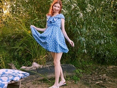 18 ans, Amateur, Club, Doigter, Masturbation, De plein air, Rousse roux, Adolescente