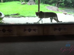 Amateur, Sucer une bite, Éjaculation interne, Poilue, Piercing, Mamelons bombés, Rugueux, Nénés