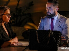 Спальня, Большая жопа, Минет, Бондаж, Натуральные сиськи, Чулки, Молоденькие, Сиськи