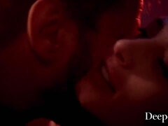 Anal, Grosse bite, Sucer une bite, Bondage, Couple, Doigter, Maigrichonne, Nénés