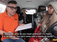 お尻, デカ尻, ブロンド, 車, チェコ, アウトドア, タトゥー, オッパイの