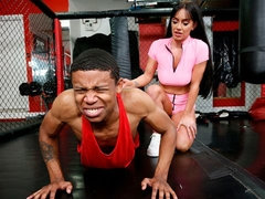 Большая жопа, Большие сиськи, Брюнетки, Собачьи, Секс без цензуры, Межрасовый секс, Милф, Тату