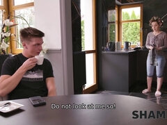 18, 茶髪の, チェコ, 爸, 熟年, 淫乱熟女, 息子, ストッキング