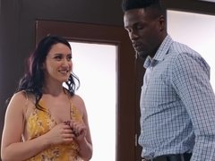 Anal, Gros cul, Brunette brune, Tromperie, Hd, Interracial, Seins naturels, Tatouage