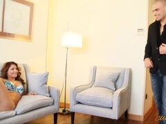 Большая жопа, Брюнетки, Кончили внутрь, Грязь, Пальцем, Латиноамериканки, Молоденькие