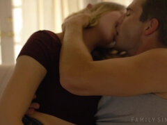 Mamada, Engañando, Estilo perrito, Familia, Lamidas, Tetas naturales, Coño, Tatuaje