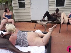 Belle grosse femme bgf, Grosse bite, Noire, Sucer une bite, Masturbation, De plein air