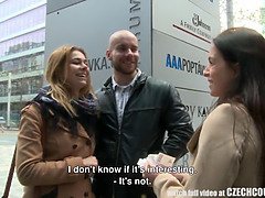 Blasen, Vollbusig, Tschechisch, Flotter vierer, Hd, Geld, Pov, Öffentlich