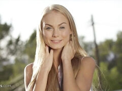 Enthousiasteling, Blond, Vingeren, Masturbatie, Naakt, Alleen, Strippen, Tieten likken