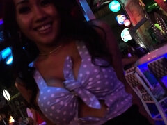 Curvy Thai MILF girlfriend Joon Mali kinky ass to mouth fuck