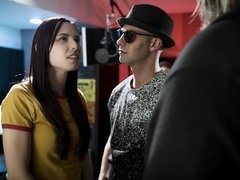 Arsch, Arschlecken, Blasen, Hundestellung, Handjob, Hardcore, Jungendliche (18+), Flotter dreier