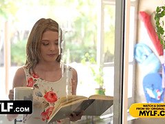 Sucer une bite, Femme couguar, Éjaculation interne, Léchez, Mature, Mère que j'aimerais baiser, Maman, Chatte