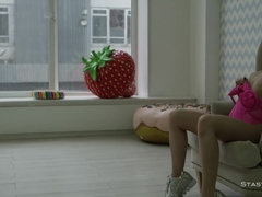 Enthousiasteling, Grote mammen, Bruinharig, Erotisch, Hd, Ondergoed, Masturbatie, Softcore pornografie