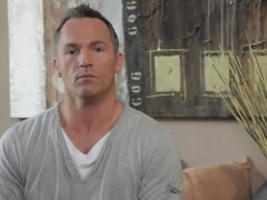 Hondjeshouding, Eerste keer, Masturbatie, Spuiten