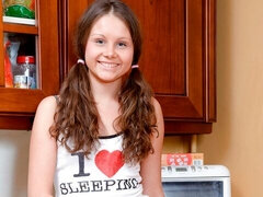 ディルド, 指いじり, オナニー, ガリガリ, 一人, ストリッピング, ティーン, オッパイの