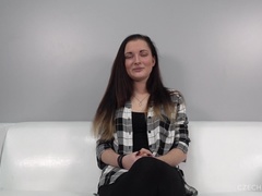 Brunette brune, Tchèque, Adolescente