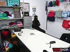 Grosser schwanz, Blasen, Kehlenfick, Hardcore, Büro, Realität, Schreiend, Jungendliche (18+)