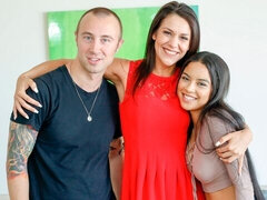 Leie, Grosser schwanz, Blasen, Hundestellung, Latina, Rasiert, Jungendliche (18+), Titten