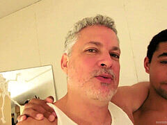 Culo, Negro, Mamada, Corridas, Papá, Garganta profunda, Peliculas completas, Gay