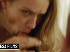 Спальня, Большой член, Минет, Глубокая глотка, Собачьи, Пальцем, Лизание, Натуральные