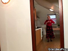 Grote mammen, Pijpbeurt, Rondborstig, Rijpe lesbienne, Realiteit, Rijden, Schreeuwen, Trio