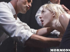 Rubia, Mamada, Estilo perrito, Grupo, Grupo, Enorme, Cabello corto, Adolescente