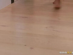 Américain, Cul, Sucer une bite, Éjaculation interne, Queue, En levrette, Pieds, Fétiche des pieds