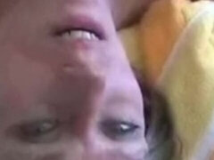 Enthousiasteling, Grote mammen, Blond, Omie, Huisgemaakt, Huisvrouw, Rijpe lesbienne, Ruw