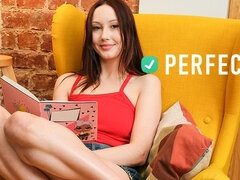 Bruinharig, Vrouw, Vingeren, Hd, Orgasme, Kut duiken, Ruw, Tieten likken