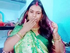 18 ans, Tante, Voiture, Collège université, Indienne, Domestique, Mère que j'aimerais baiser, Toilettes