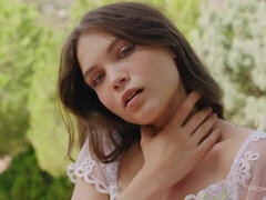 Culo grande, Morena, Penetracion con dedos, Masturbación, Coño, Afeitado, Solo, Estriptis