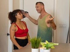 Culo grande, Verga grande, Tetas grandes, Mamada, Morena, Estilo perrito, Madres para coger, Al aire libre