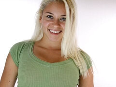 デカチン, 手コキする, 裸, ペニス, ストリッピング, タトゥー, ティーン, オッパイの