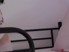 Culo, Dormitorio, Negro, Rostro sentado, Lesbiana, Perforación, Calcetines, Tetas